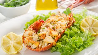 Recette  Queues de langouste à la parisienne [upl. by Enitsenrae515]