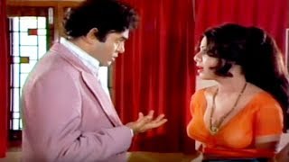 Sanjeev Kumar asks Sulakshana Pandit to remove saree  Uljhan  Bollywood Scene 921 [upl. by Dinny]