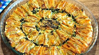 PEYNİRLİ ISPANAKLI KIRMA BÖREK TARİFİ 💯 MEVSİMİNDE TEPSİ TEPSİ YAPIYORUM muhacirböreği kırmaböreği [upl. by Gwenni251]