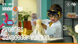 🔬🔍 Bakpoeder Vulkaan  Proefjes Kindertijd KRONCRV [upl. by Nosnek]