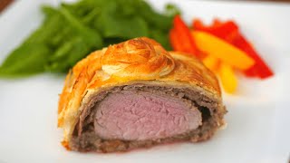 Schweinefilet Wellington im Blätterteig  SELBER MACHEN  REZEPT [upl. by Elvera]