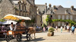 Locronan  Un village hors du temps [upl. by Bonns]