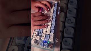 Changing keeb keycaps 🤩🥰 asmrtyping [upl. by Ees]