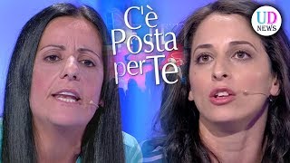 Cè Posta Per Te Il figlio chiude la busta alla madre Guerra social tra Iolanda e Loredana [upl. by Adaynek]