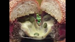 Raclette burger La saison 2017 [upl. by Freudberg]