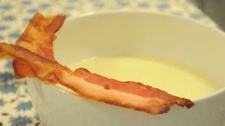 Receita de Vichyssoise Sopa Francesa de Batata e AlhoPoró [upl. by Nahttam]