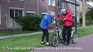 Fietsen op de driewielfiets doe je zo [upl. by Eimorej]