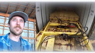 Another Day on the Farm Loading a Straw Truck cropfarm [upl. by Merissa444]