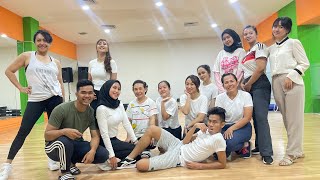 PITIK gemoy  denada  zumba FITNESS  helios  cirebon [upl. by Montgomery]