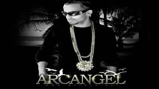 Arcangel Tiraera Pa Polaco  Feliz Navidad [upl. by Wilfreda367]