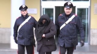 Caserta  Droga ed estorsioni 6 arresti 180216 [upl. by Trixy]