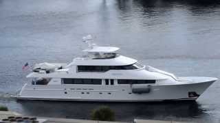 Yacht Serengeti formerly owned by Johnny Carson [upl. by Fredkin124]