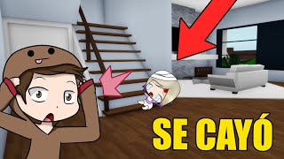 LYNA BEBE TIENE UN ACCIDENTE POR LAS ESCALERAS EN BROOKHAVEN ROBLOX [upl. by Annerahs]