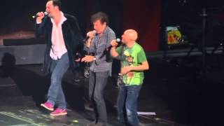 Tryo et Alain Souchon  LAmour A La Machine  Bercy  280313 [upl. by Adyeren]