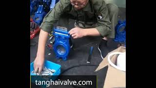 Knife gate valve video [upl. by Thibaut]