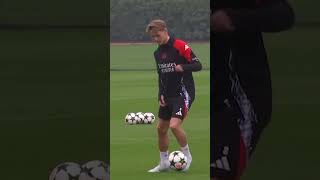 Martin Ødegaard RETURNS to Arsenal training ahead of Champions League vs Inter 👀 shorts [upl. by Eelsew]