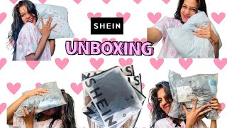 මොනාද මන් shein එකෙම් අරම් තියන්නේ 🤔😁🤍Unboxing🫶🌹shein unboxing [upl. by Llerrahs]