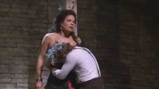 Carmen Final Scene Elina Garanca Roberto Alagna [upl. by Beera]