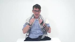 How to Put on Tefillin Ashkenazi Style for Right Handers  All Genders Wrap [upl. by Namrac306]