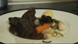 Recette  paleron de bœuf braisé au vin  Météo à la carte [upl. by Wat670]