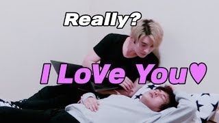 자는척 친구에게 사랑 고백을 속삭이기 특집 2탄  I SAID I LOVE SIBONG IN MY SLEEP PRANK [upl. by Drol712]