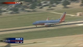 Southwest emergency landing [upl. by Bria]