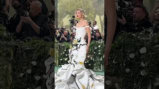 Gigi’s met gala look ytshorts fashion model metgala style [upl. by Cesaria]