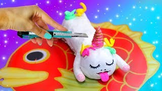 ¿QUÉ HAY DENTRO DE UN UNICORNIO slime cortando y abriendo a un unicornio comilón [upl. by Ellehcyar938]