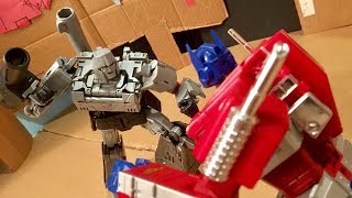 Optimus Prime vs Megatron stopmotion [upl. by Sirehc211]