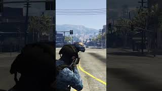 GRUPO ARMADO SE ENFRENTA EN LA CIUDAD  GTAV gta lspdfr lspdfrroleplay [upl. by Chladek]