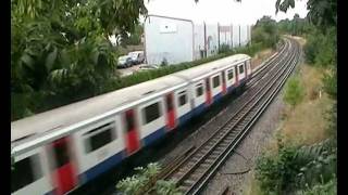 Manor Circus North London Line amp District Line Contrasts [upl. by Gentilis]