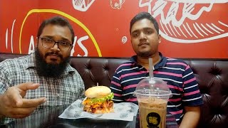 The Pabulum Shiddheswari Road  Best Burger in Baily Road Petuk Man amp Mota Vai [upl. by Siberson]