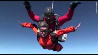 Ecole de parachutisme Françis Joinville à Royan en Charente [upl. by Acirt]