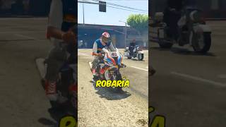 Finjo ser POLICIA 👮 y Robo UNA MOTO DE CARRERAS en GTA 5 [upl. by Wyatt]