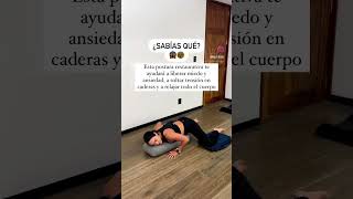 libera el miedo la tensión y la ansiedad con yoga yoga salud bienestar viral youtubeshorts [upl. by Baler]