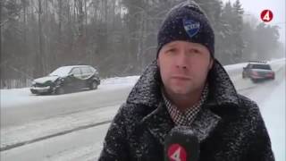 Live news photobombed by a drifting Volvo 740 [upl. by Laemaj917]