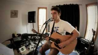 Lakyn  Champagne Supernova Oasis cover  LiveLooped [upl. by Drof]