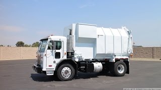 2000 Peterbilt 320 Amrep Automated Side Loader [upl. by Torrlow]