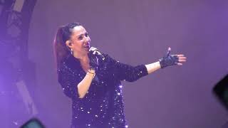 Vuelvo a verte  Malú  Tour A Todo Sí Granada 060424 [upl. by Adliw]