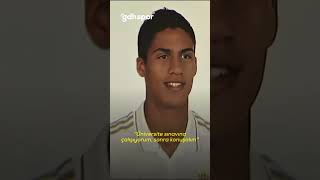 📵 Zidaneın yüzüne telefon kapatan Raphael Varane [upl. by Neumann]