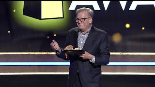 Drew Carey tells the 2024 Writers Guild Awards audience who were the quotreal heroesquot of the WGA strike [upl. by Cas]