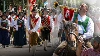 🎺 Festumzug  200 Jahre Musikkapelle Toblach Südtirol [upl. by Wadesworth687]