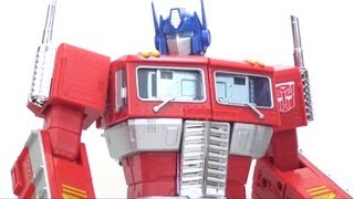 Video Review of the Transformers TRU Exclusive Masterpiece Optimus Prime [upl. by Meghann]