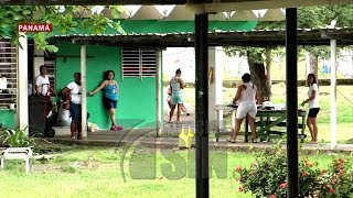 En Panamá reclusas celebran la navidad desde la cárcel [upl. by Okramed]