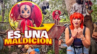 FUIMOS A LA ISLA DE LAS MUÑECAS Nos están haciendo brujería  Coloridas [upl. by Chase]