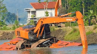 Long Reach Excavator Digging Mud Sedimentation From The River Hitachi Zaxis 210LC [upl. by Dougie920]