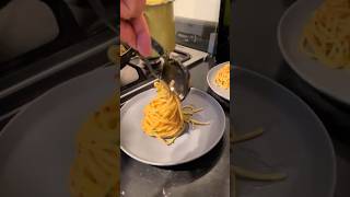 Spaghetti Aglio e olio 🇮🇹🇲🇽 humor pizza duet food cocina dúo comida funny comedia [upl. by Frissell669]