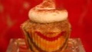 Tiramisu Cupcakes Cupcake Show 33 [upl. by Carolann]