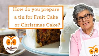 Baking Tips  How do you Prepare a Tin for Fruit Cake or Christmas Cake Odlums [upl. by Sydney]