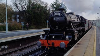 Black 5 No 44871 arriving at Worthing with The Bath amp Bristol Christmas Express on the 02122023 [upl. by Adnala]